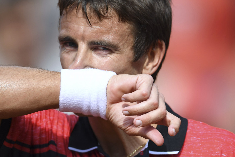 Tennis star Tommy Robredo retires after Barcelona Open defeat