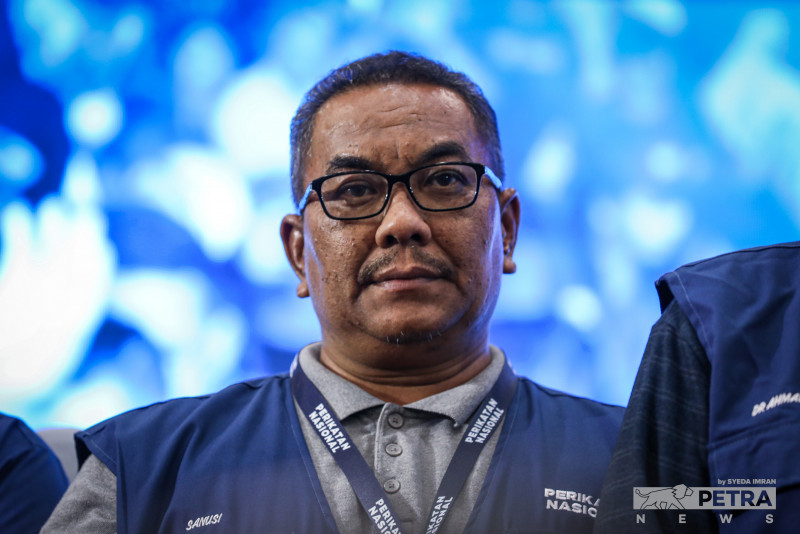 Nothing personal against Sanusi, but he must stop twisting facts: Saifuddin