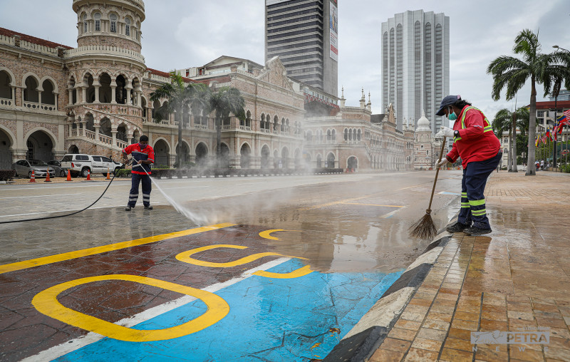 [UPDATED] Five routes in KL closed, traffic diverted due to floods