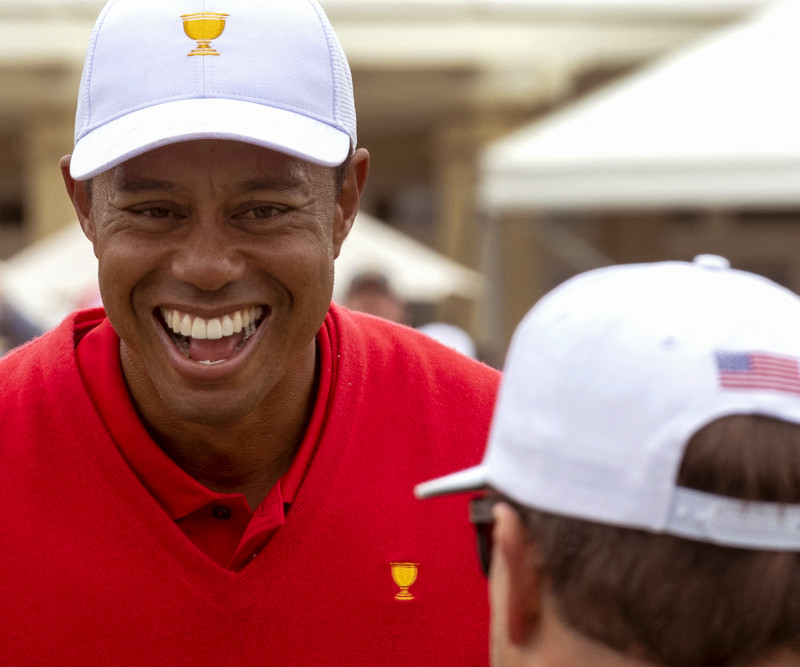 Tiger Woods returns to competitive golf with PNC Championship