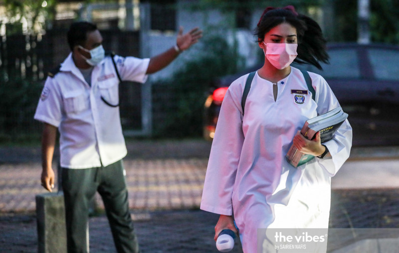 April school reopening still on despite 41 institution-related clusters