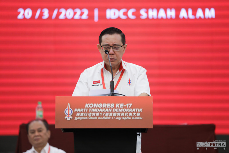 [UPDATED] Step down from DAP chair until cleared by court, Boo tells Guan Eng