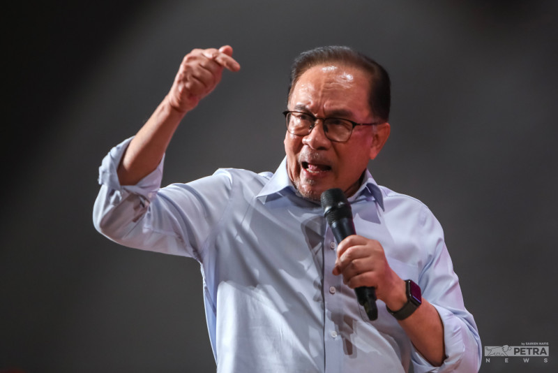 [UPDATED] Insanity: Anwar condemns attacks on Gaza hospital