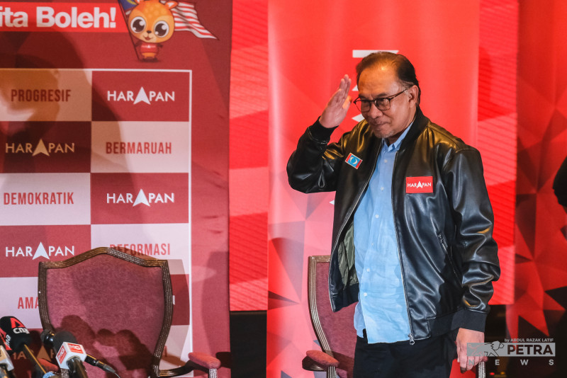 [UPDATED] Don’t worry, Pakatan has simple majority: Anwar 
