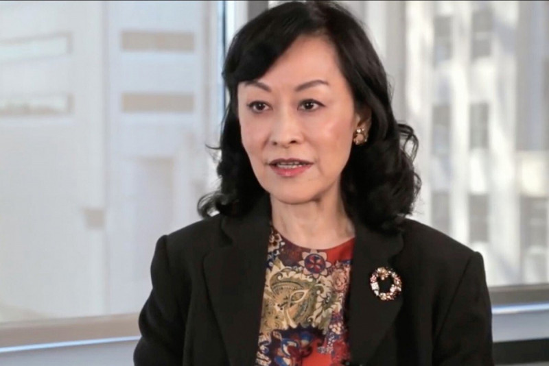 Kuan Yew’s daughter-in-law suspended for mishandling will