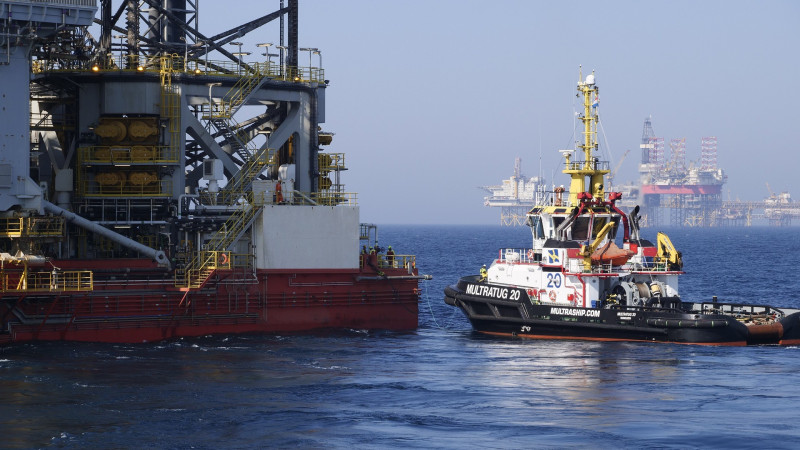 [Image: 20200106-economy-oil_rig-boat-ship-sea-o...ixabay.jpg]