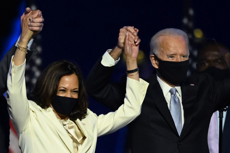 Biden to name virus team as worldwide cases top 50 million