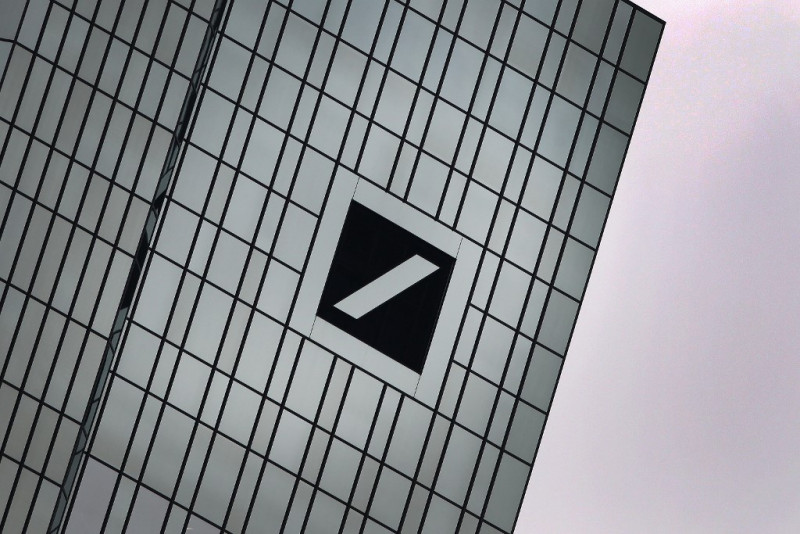 Bank shares sink, contagion fears return, as focus turns to Deutsche Bank