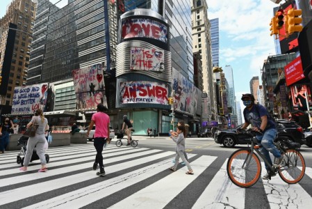 New York seeks virus shutdown