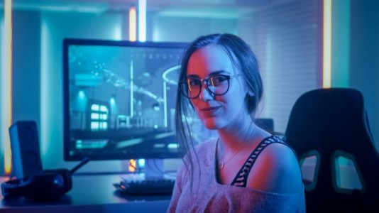 Are blue-light-filtering glasses really worth wearing?