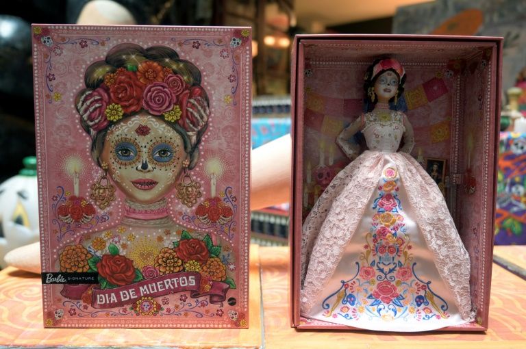 Day of the Dead 'skeleton' Barbie splits opinion in Mexico