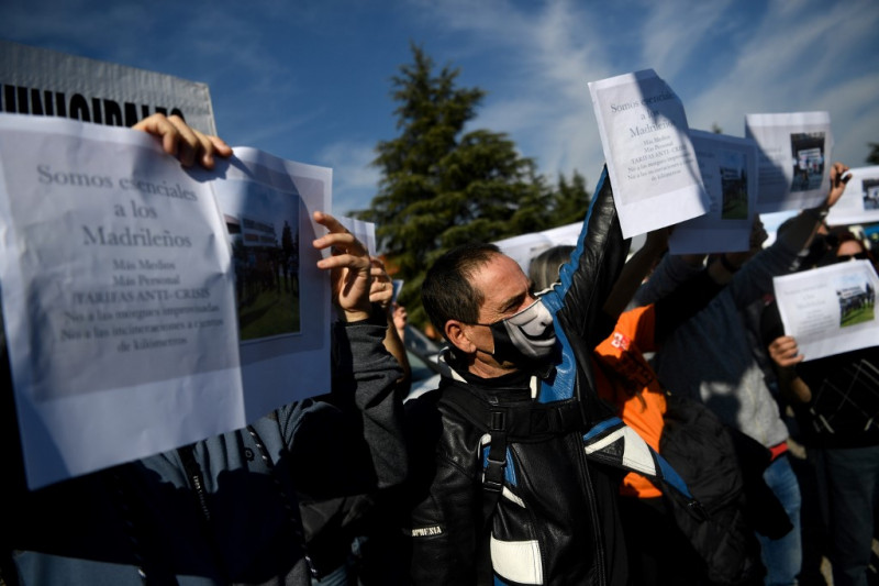 Madrid funeral workers strike during pandemic