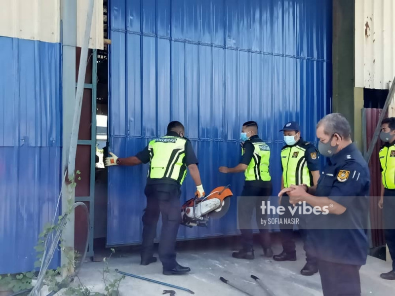 ‘Unlicensed’ factory believed behind Sg Jawi pollution not shut, just fined
