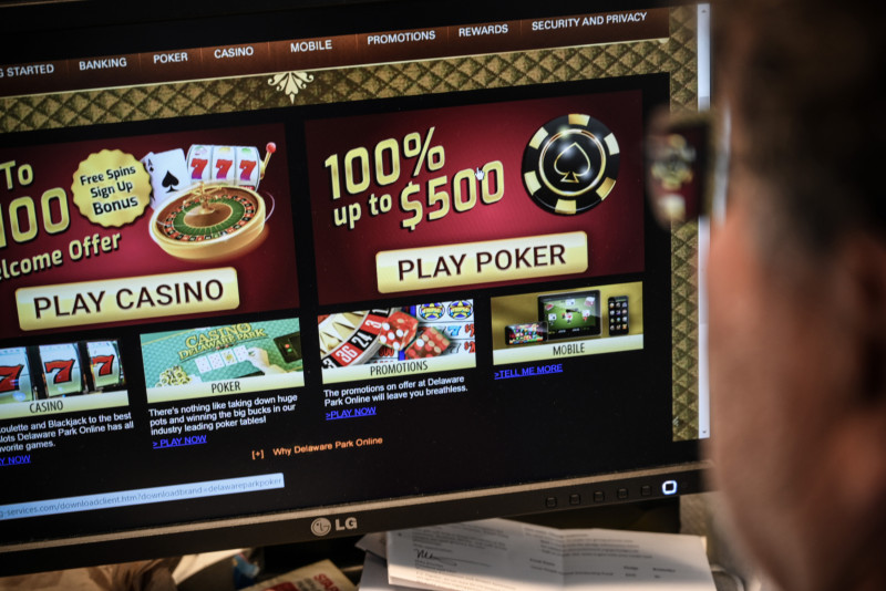 Bangkok detains controversial Chinese gambling kingpin