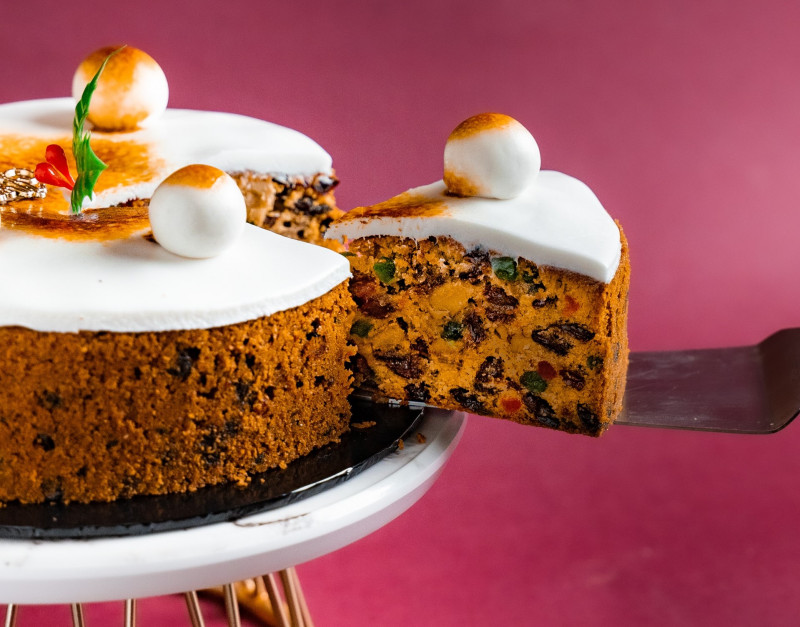 'Tis the season for fruitcakes