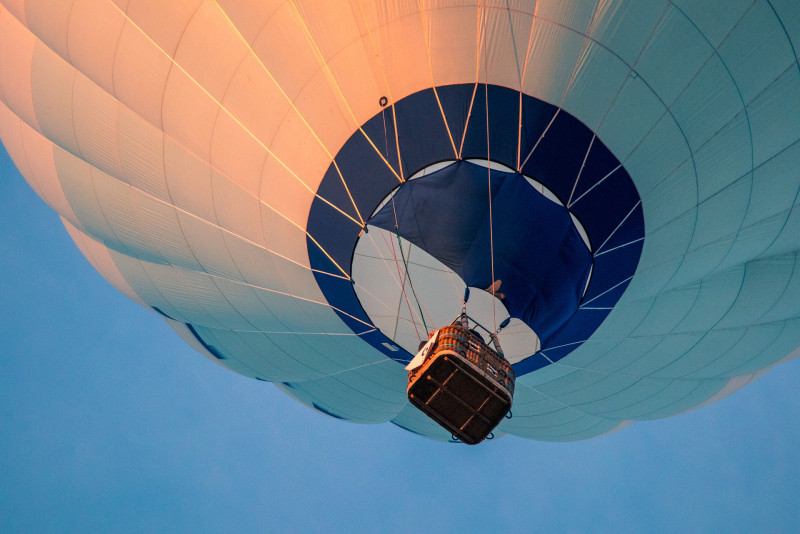 ‘Balloon-acy’: US parents in bizarre hoax pardoned