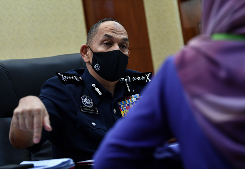 Police nab trailer driver after five burn to death in expressway crash