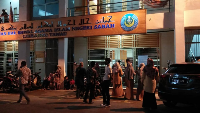 52 couples solemnised in Tawau the day before MCO
