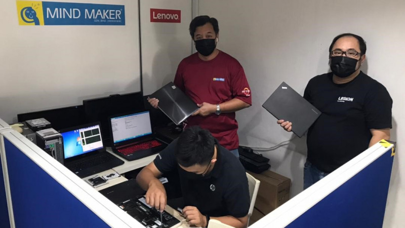 Donate laptops to kids in need to prevent ‘lost generation’