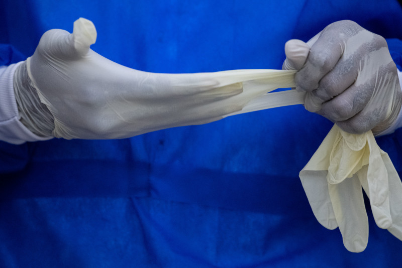 Operating environment to remain challenging for glove firms throughout 2023