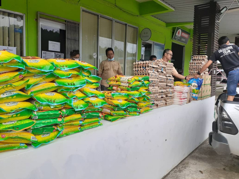 PKR branches on food aid quest to trapped Mulu longhouse residents