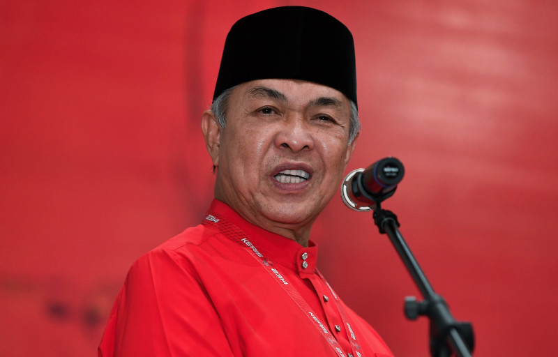 Zahid calls for Melaka snap polls after Umno CM loses confidence