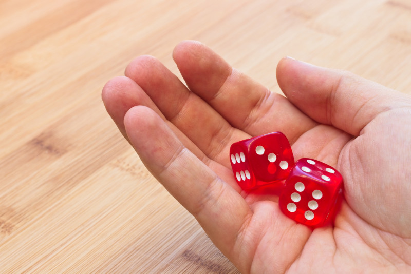6 held for gathering, gambling during MCO