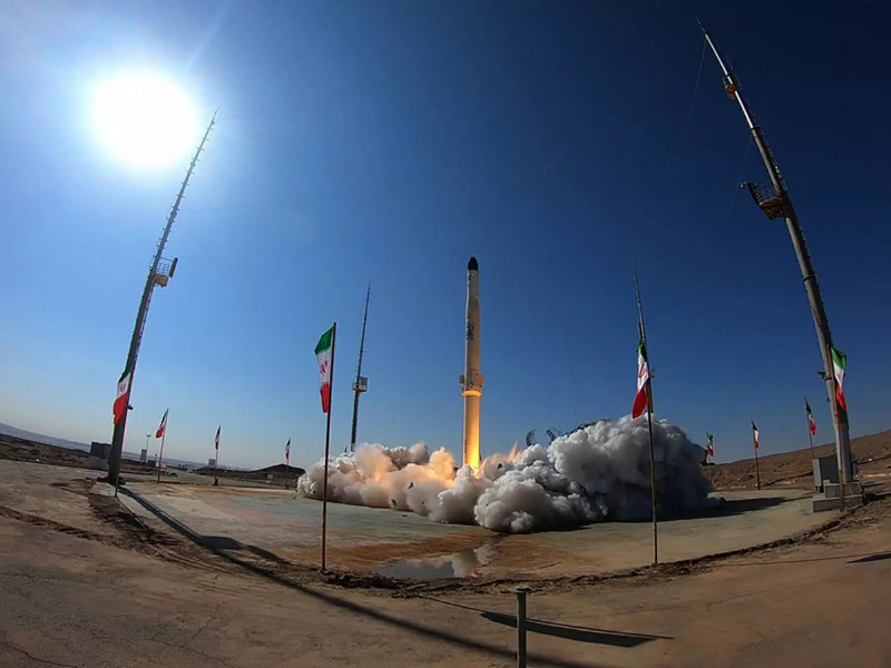 Iran celebrates launch of satellite carrier into space