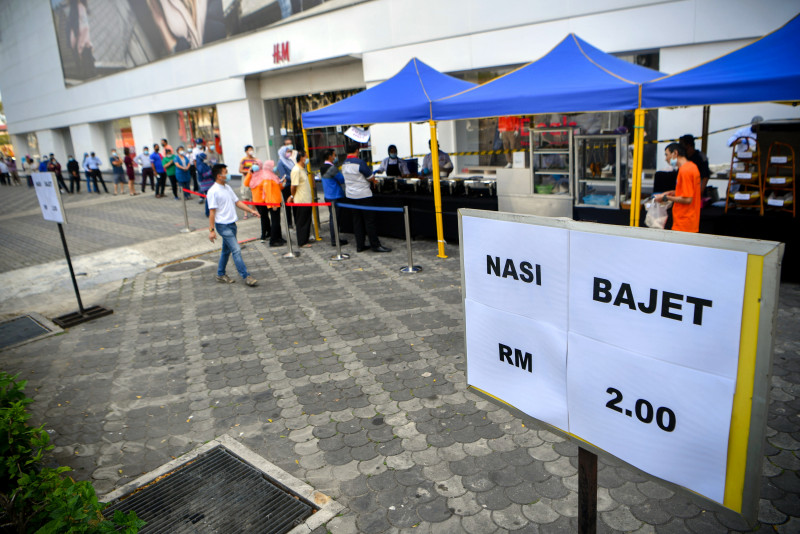 Melaka 5-star hotel offers RM2 ‘nasi bajet’