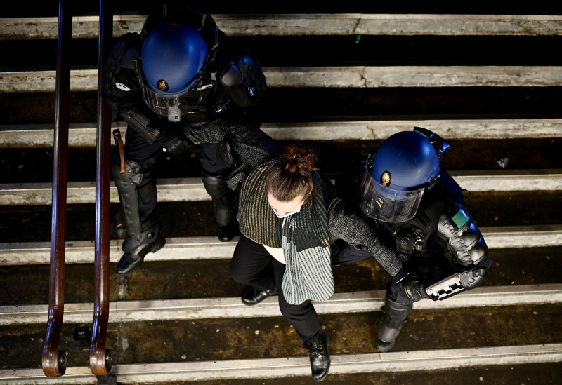 Dozens of Paris protesters ‘arbitrarily detained’: Amnesty