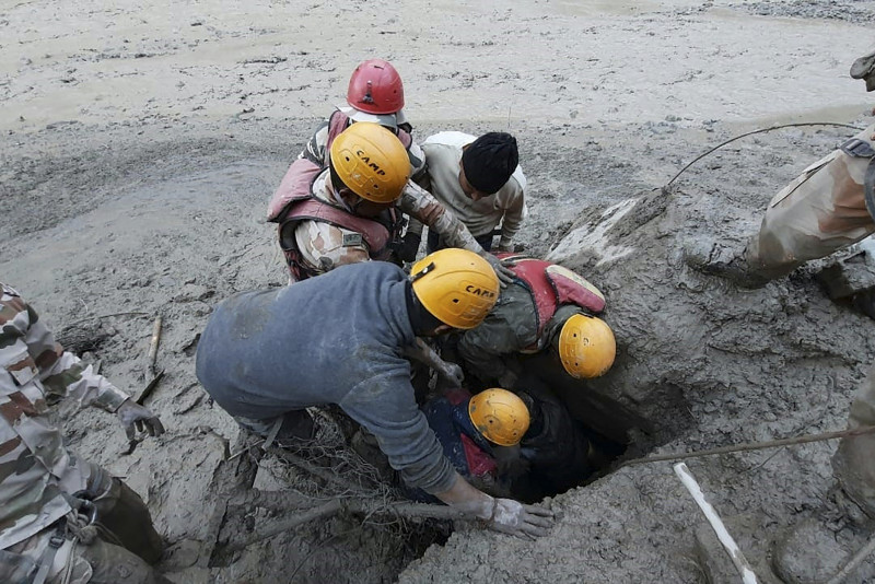 India glacier burst: death toll rises to 26
