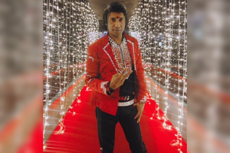 Govt should aid artistes, but not a single sen given, says singer