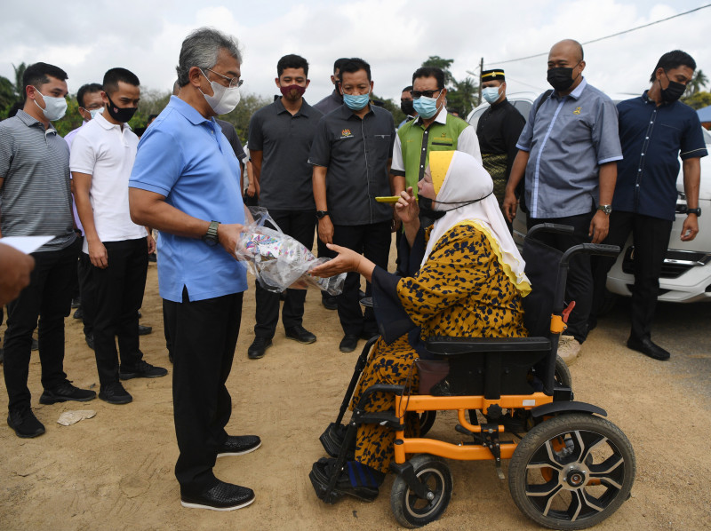 Agong builds new homes for flood victims  Malaysia  The Vibes