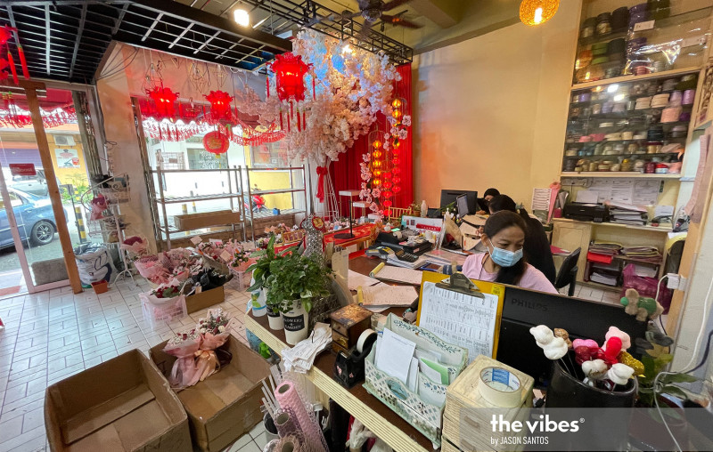 V-Day orders stream in for KK’s Margaret Florist, as customers adapt to new norms