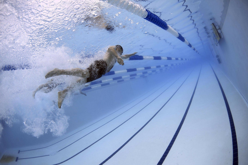Floundering swimming industry appeals for govt to reopen