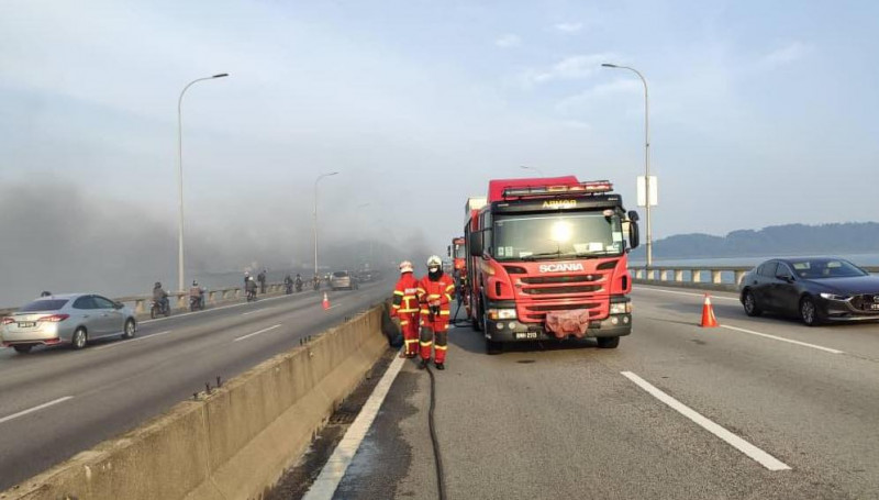 Penang Bridge cable fire caused by short circuit