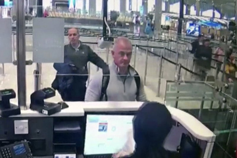 2 Americans handed to Japan over Ghosn’s escape