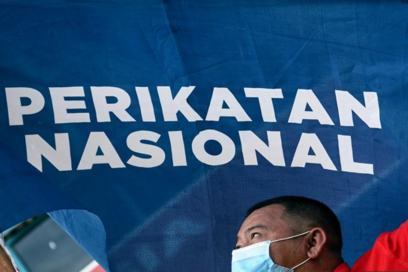 [UPDATED] Clash of symbols: Perikatan to discuss use of coalition logo in Melaka, says Azmin