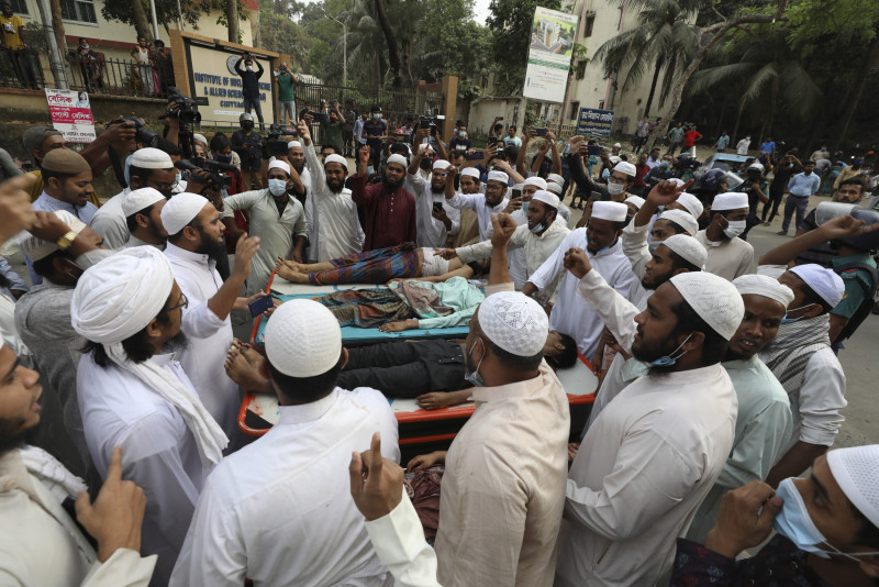 Bangladesh deploys border guards after deadly anti-Modi protests