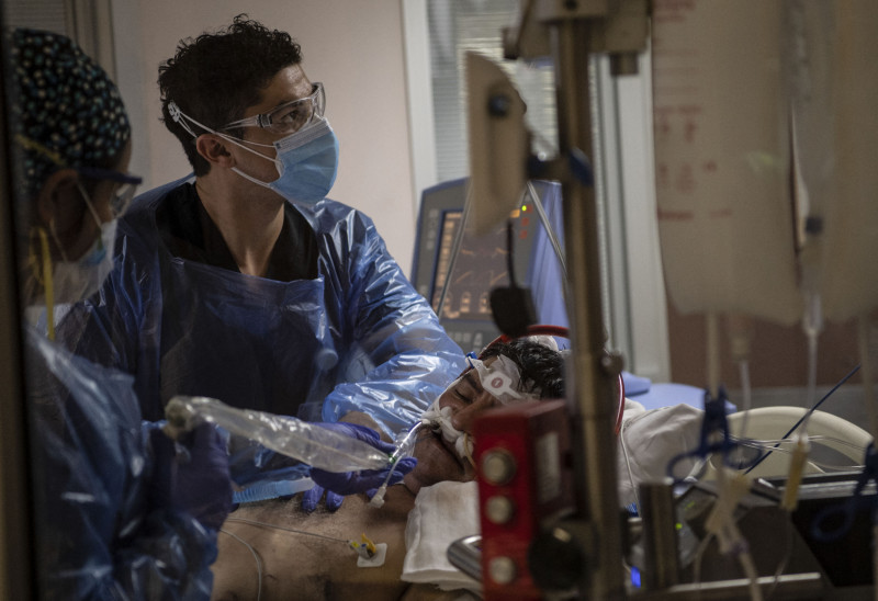 Vaccine leader Chile wrestles with rising Covid-19 infections