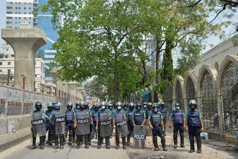 At least 3 shot in Bangladesh protest over cops’ Covid-19 rules enforcement