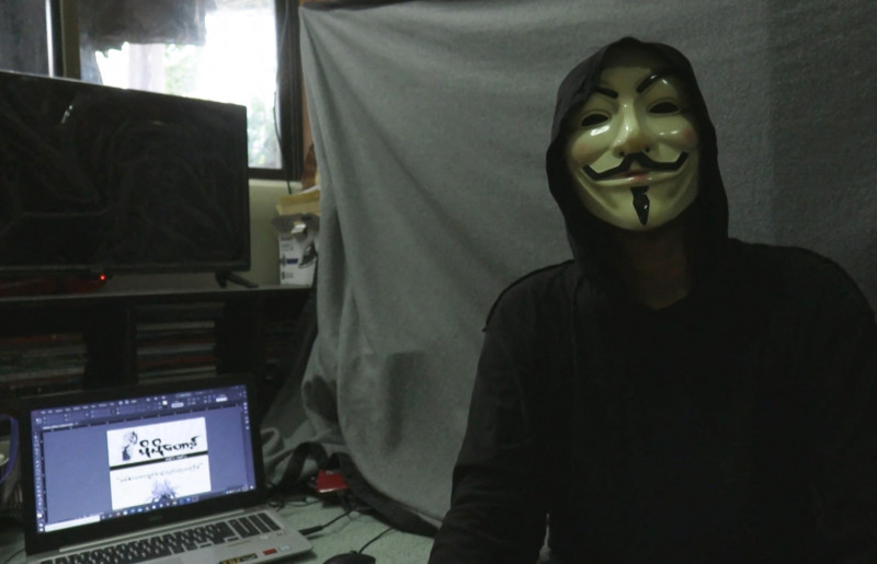 Myanmar youth fight internet outages with underground newsletter
