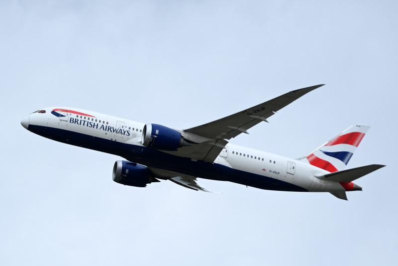 British Airways parent IAG loss tops €1.1 billion in Q1