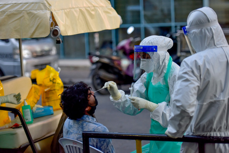 Maldives bans travel from South Asia as virus cases soar