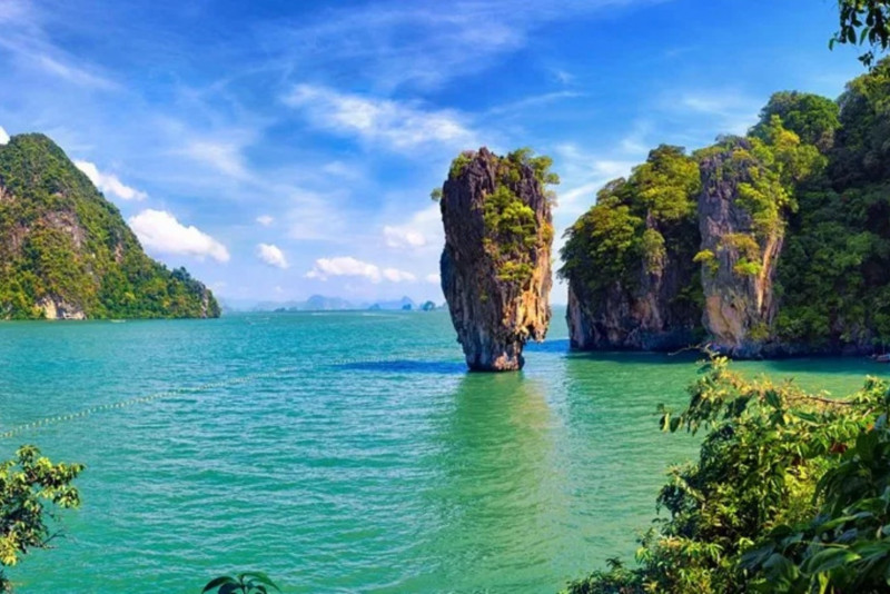 Thailand to reopen Phuket to vaccinated tourists from July 1
