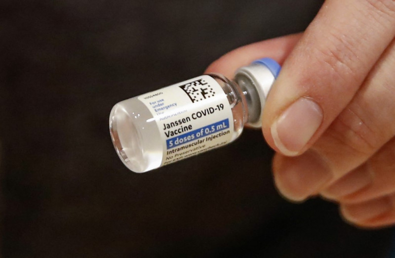 J&J Covid-19 vaccine poses ‘increased risk’ of rare nerve disorder: US