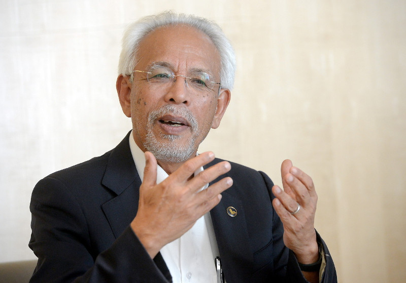 Do you want a PH govt in Melaka? Shahrir asks Muhyiddin over ‘bodoh’ accusation