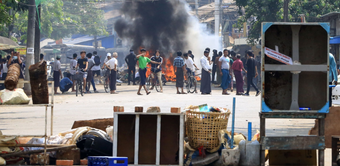 25 killed as Myanmar anti-junta clashes spiral 