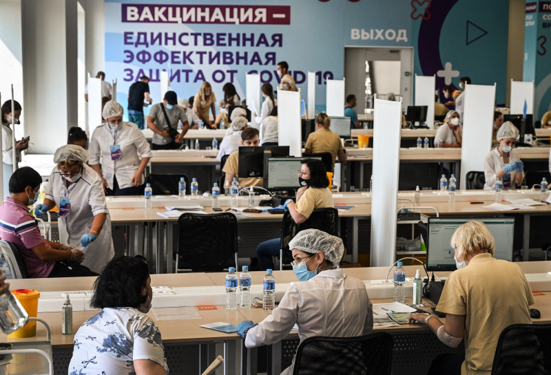 Russia sets another pandemic high for virus deaths