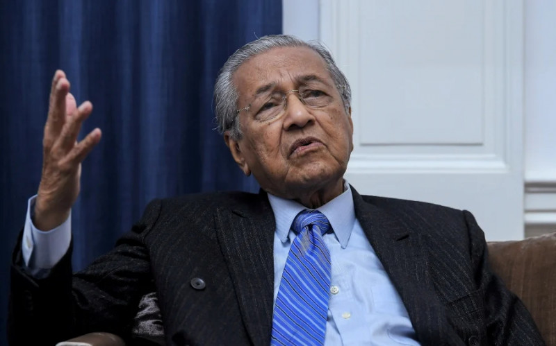 Ketum as bad as bribery, for Muslims it’s the same as selling pork: Dr Mahathir